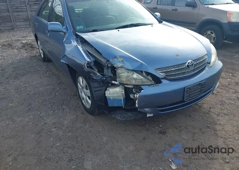 2002 Toyota Camry Le from USA, damaged, VIN 4T1BE32K32U619421